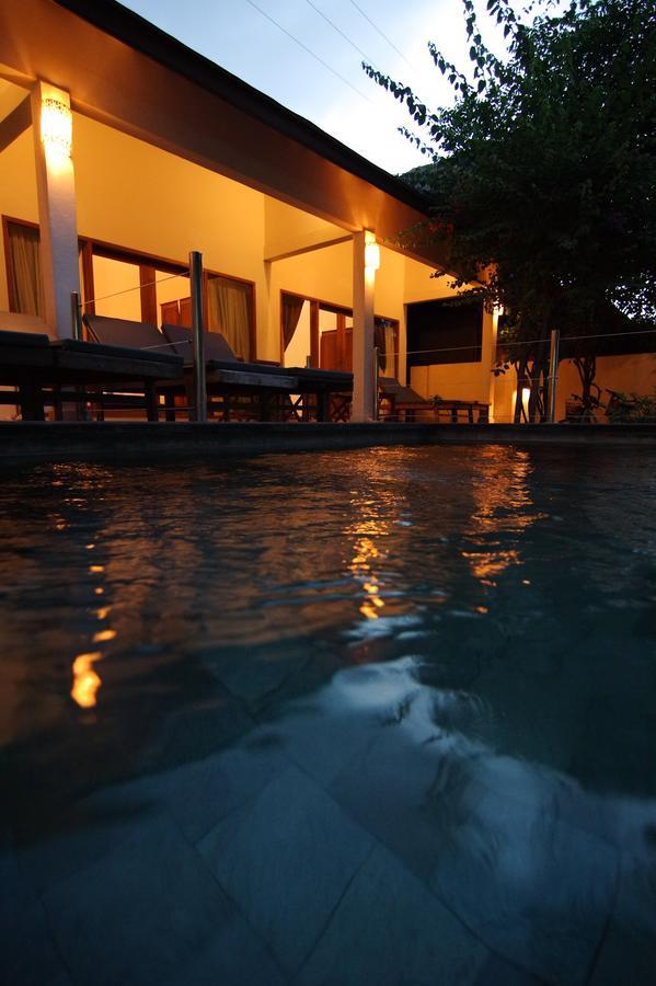 Kelapa Kecil Hotel Gili Trawangan Buitenkant foto